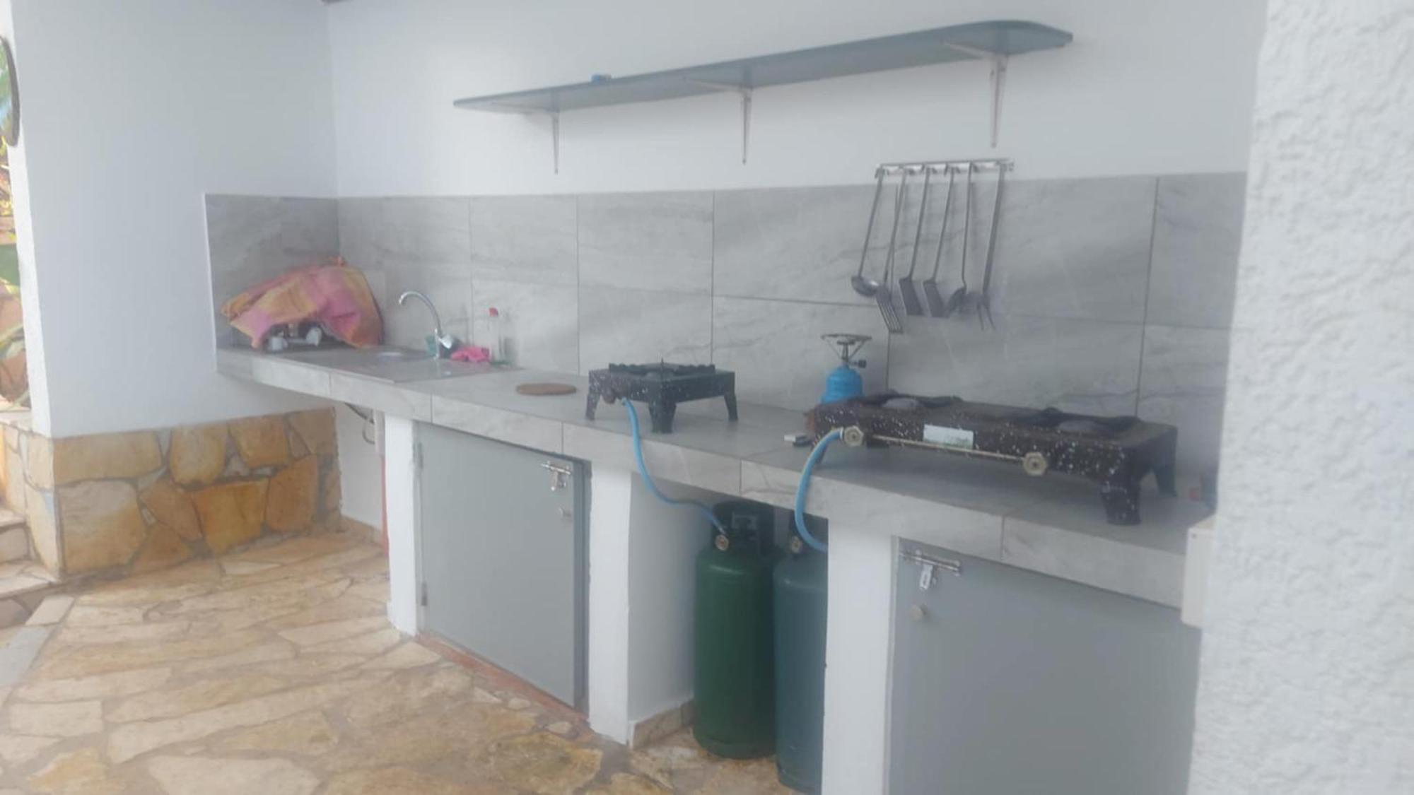 J&B Rooms Dhermi Exterior photo